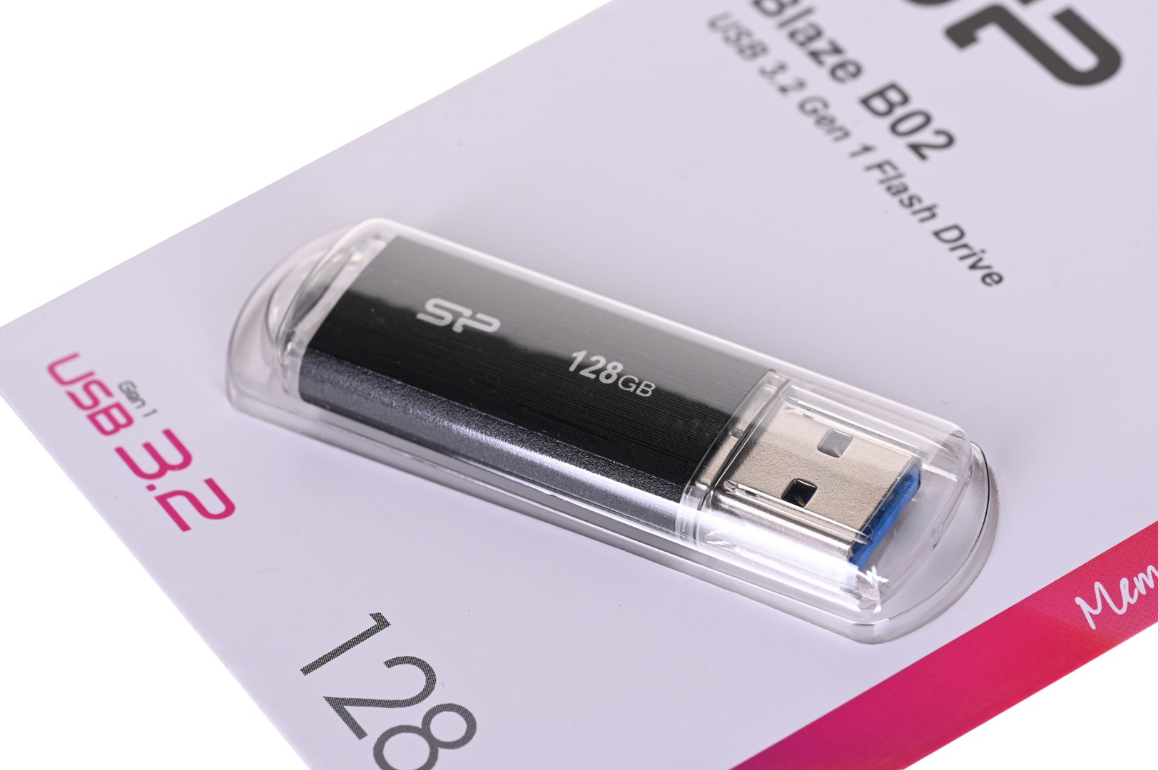 Pendrive Silicon Power Blaze B02 128GB USB 3.1 kolor czarny (SP128GBUF3B02V1K)